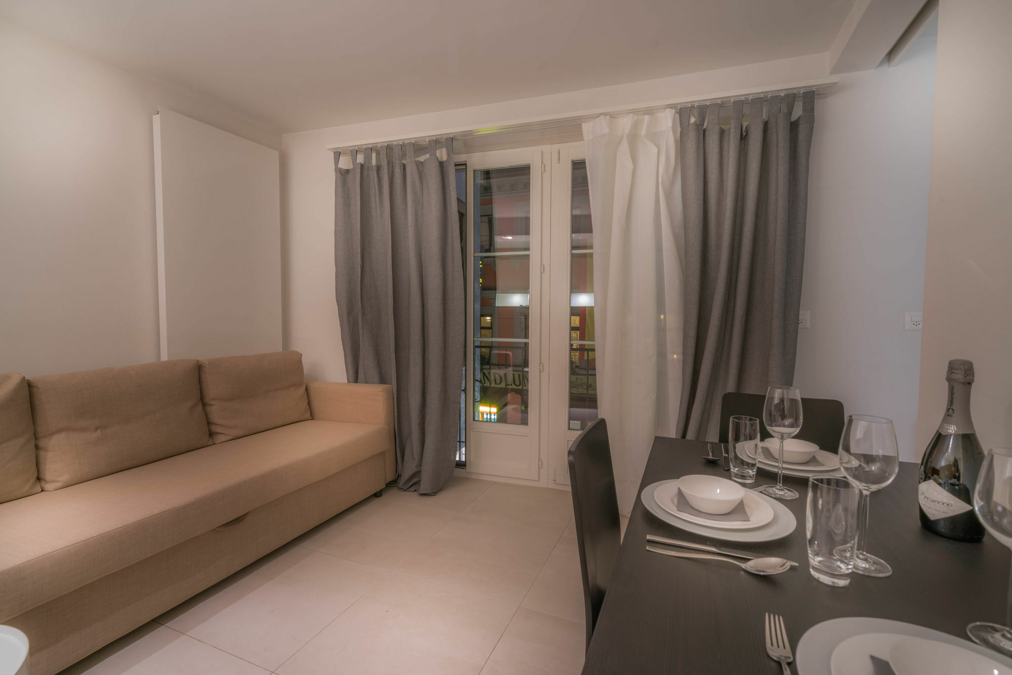 Zuerich Niederdorf - Grossmuenster Apartment Luaran gambar